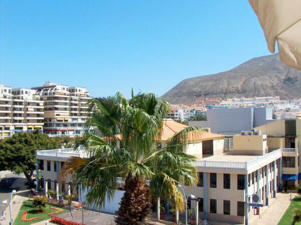 Central & Beach Los Cristianos by HelloApartments Los Cristianos