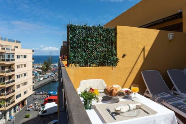 Habitaciones libres de humo Terraza Adaptado personas de movilidad reducida Atico junto al mar Puerto de la Cruz Calle San Juan