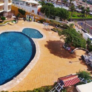 Apartamento Neptuno playa 17 Piscina exterior Puerto de Santiago Wi-Fi buena gratuito (40 Mbps) Situado frente a la playa Avenida Marítima Puerto de Santiago