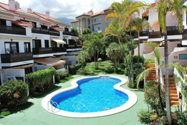 Parking Apartamento con Terraza y Piscina C Puerto de la Cruz