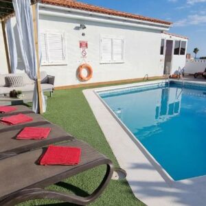 Lovely 4-Bed Villa with ocean views in Sueno Azul Callao Salvaje Parking