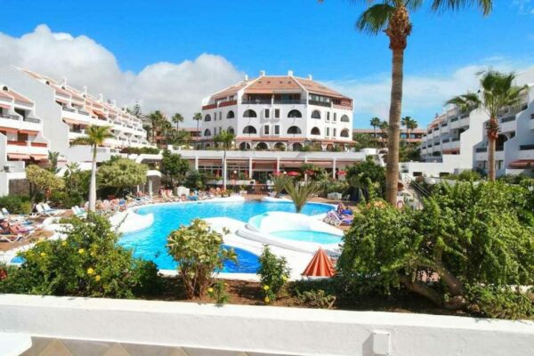 Parque Santiago 1 Villa114 Tenerife Rental & Sales Jardín Parking gratuito Terraza Playa de las Américas Avenida Rafael Puig Lluvina 34a