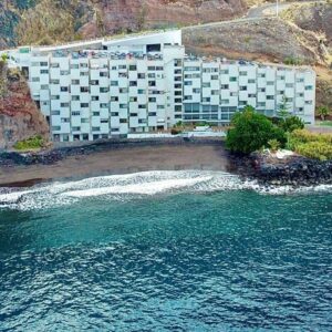 Carretera de las Gaviotas edificio playa chica