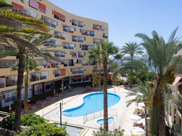 Los Cristianos Piscina exterior Apartment El Carmen by Interhome Wi-Fi gratuito Ascensor