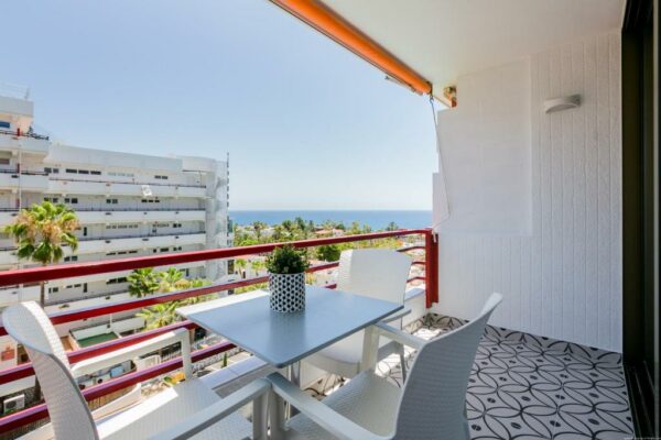 Traslado aeropuerto Stylish & modern 2 bedroom Apartment in Olympia Playa Las Americas