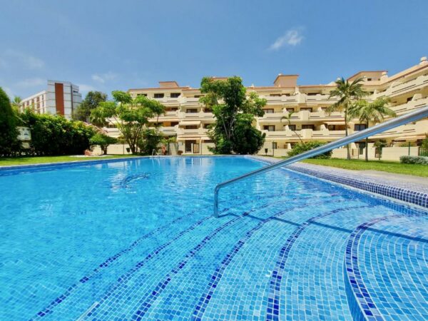 Terraza Pool Sunset Apartment