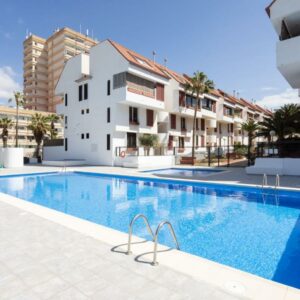 Piscina exterior Apartment Deluxe Altemar by Interhome Habitaciones libres de humo Playa de las Américas Wi-Fi gratuito Playa de las Américas