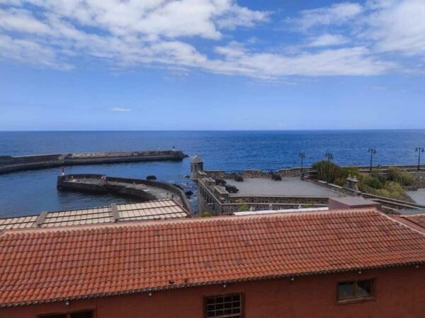 Habitaciones libres de humo Puerto de la Cruz Wi-Fi gratuito A wink at the sea in the historic city centre Terraza Calle Las Lonjas