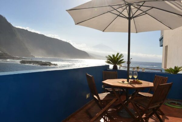 Zona privada de playa Parking gratuito Beachfront Apartment - Tacoronte Santa Cruz de TenerifePlayas Calle Mesa del Mar