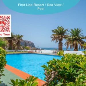 Terraza GO2TENERIFE Apart'Ludo Pool & First line of the sea Parking gratuito Habitaciones libres de humo Avenida Juan Carlos I