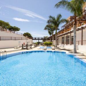 Home2Book Stylish Apt Amarilla Golf