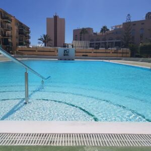 Terraza Apartman Los Cristianos-Cristimar Habitaciones para familias Parking gratuito Los Cristianos Avenida Juan Carlos I