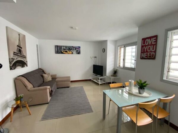 Bright lovely quiet flat very centric in SC Calle Duggi  in SC Tenerife