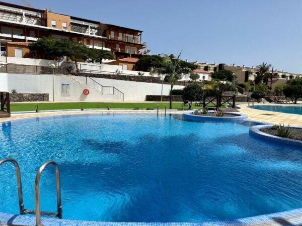 San Miguel de Abona Amarilla Golf Suite by VV Canary Ocean Homes 6 piscinas Zona privada de playa Parking gratuito Calle Tarajal