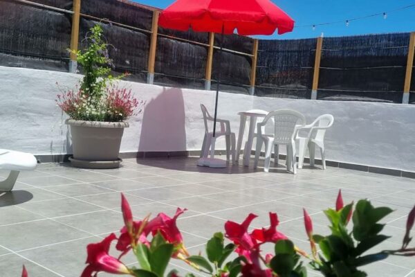 Terraza Santa Cruz de TenerifePlayas Amplio apartamento con terraza privada