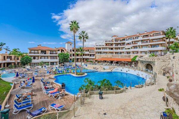 Beautiful penthouse apartment with heated swimming pool Golf del Sur Habitaciones para familias San Miguel de Abona Traslado aeropuerto Zona privada de playa Avenida del Atlàntico