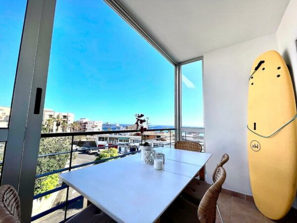 Parking gratuito Habitaciones libres de humo Beachfront apartment with ocean views Calle el Coronel