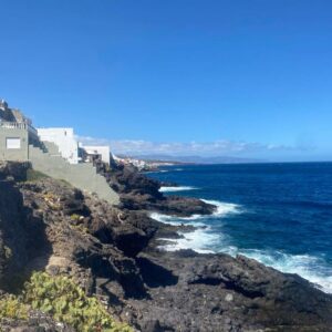 Parking gratuito Santa Cruz de TenerifePlayas Zona privada de playa Terraza Casa Gran Danés Calle Toninas