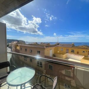 Ascensor In the center of Los Cristianos Parking gratuito Los Cristianos