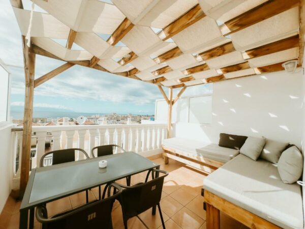 Wi-Fi gratuito Parking gratuito Spacious 2 BR Golden Apartment by Aqua Vista Tenerife Calle la Tosca