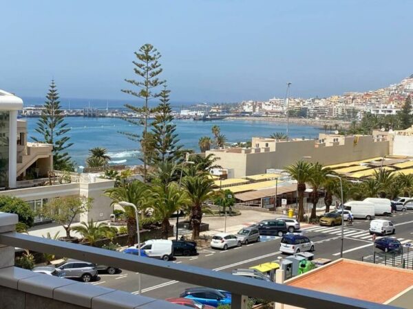 Ocean in your Hands Avenida Juan Carlos I