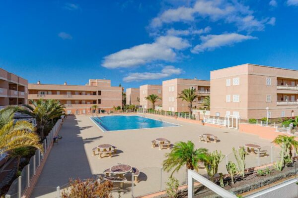 Zona privada de playa Front Ocean Lovely Modern Cozy Apartment Habitaciones para familias Calle Montaña Amarilla