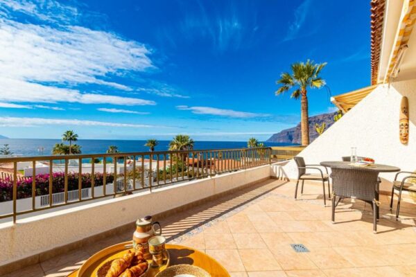 Home With Stunning View By Dream Homes Tenerife