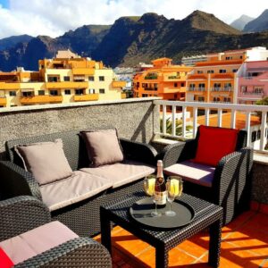 Modern Apartment in Puerto de Santiago 65 sqm Mountain View Calle la Tosca