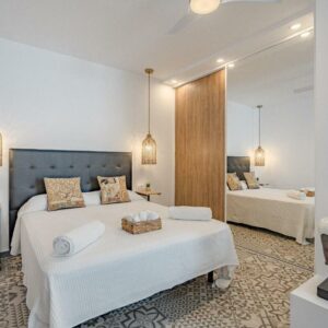 Parking gratuito Margot Holiday Suite Calle la Tosca