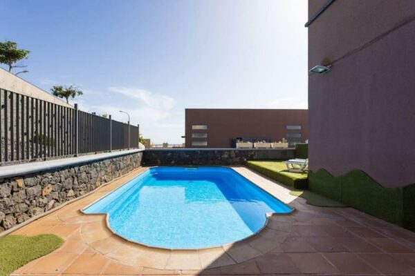 Habitaciones para familias Terraza Santa Cruz de TenerifePlayas casa piscina privada y terraza