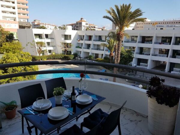 Playa de las Américas Piscina Terraza Parking privado Calle California