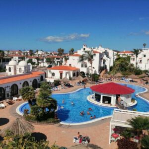 Piscina Avenida María Ángeles Ascanio Cullen fairay club apr