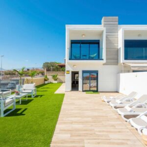 MEDANO4YOU La Terraza del Sol El Médano Terraza Parking gratuito Avenida José Miguel Galván Bello