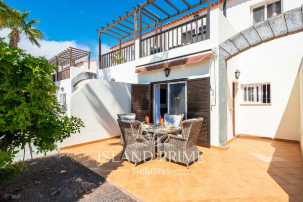 Parking gratuito San Miguel de Abona Holiday House in Las Adelfas II Heated Pool Complex Habitaciones libres de humo Calle Francisco Schumann