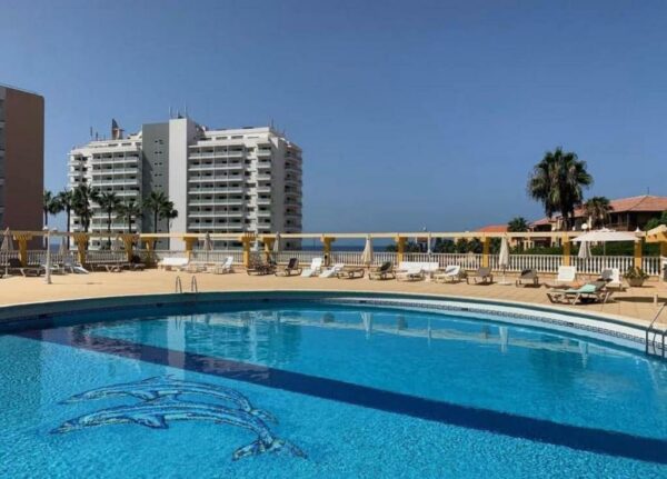 Wi-Fi gratuito Piscina Copacabana apartment las Americas Playa de las Américas Avenida Rafael Puig Lluvina